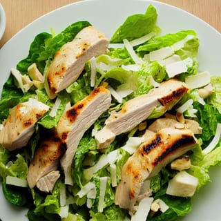 Queen Caesar Salad Chicken
